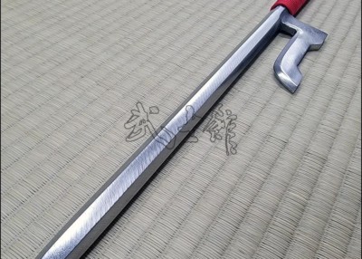 JUTTE 3 - POLISHED FINISH WITH RED CORD