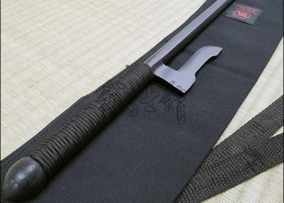 JUTTE 4 - BLACK FINISH WITH BLACK CORD