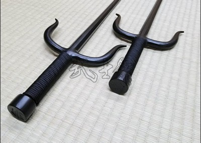 SAI 1 - BLACK FINISH WITH BLACK CORD