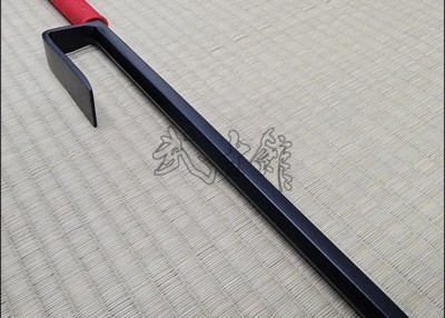 JUTTE 2 - BLACK FINISH WITH RED CORD