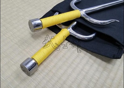 SAI 2 - STAINLESS STEEL POLISHED FINISH WITH YELLOW CORD