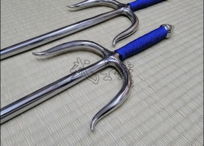 SAI 5 - STAINLESS STEEL POLISHED FINISH WITH BLUE CORD