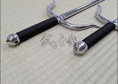 SAI 7 - STAINLESS STEEL POLISHED FINISH WITH BLACK CORD