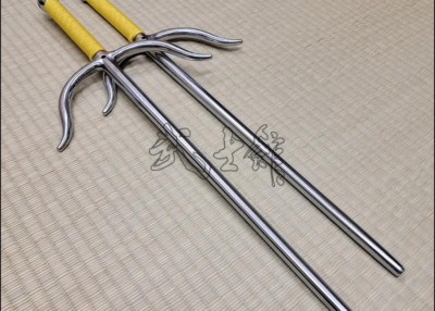 SAI 7 - STAINLESS STEEL POLISHED FINISH WITH YELLOW CORD