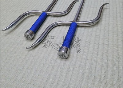 SAI 8 - STAINLESS STEEL POLISHED FINISH WITH BLUE CORD